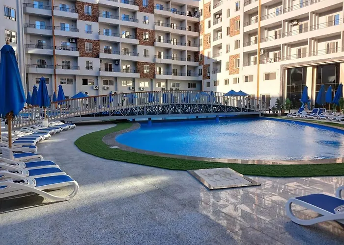 Golden Tiba Apartment *